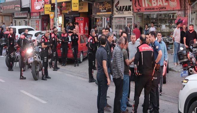   Kavgayı ayırmaya çalışırken canından oluyordu