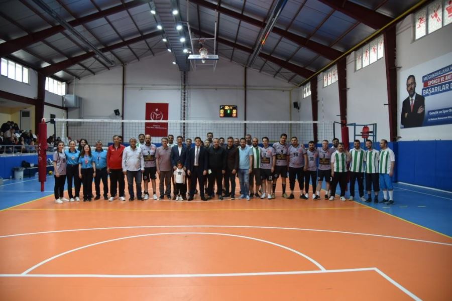 Develi voleybol’a doyacak 