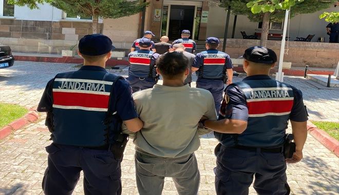  Bağ evinden hırsızlık yaptılar