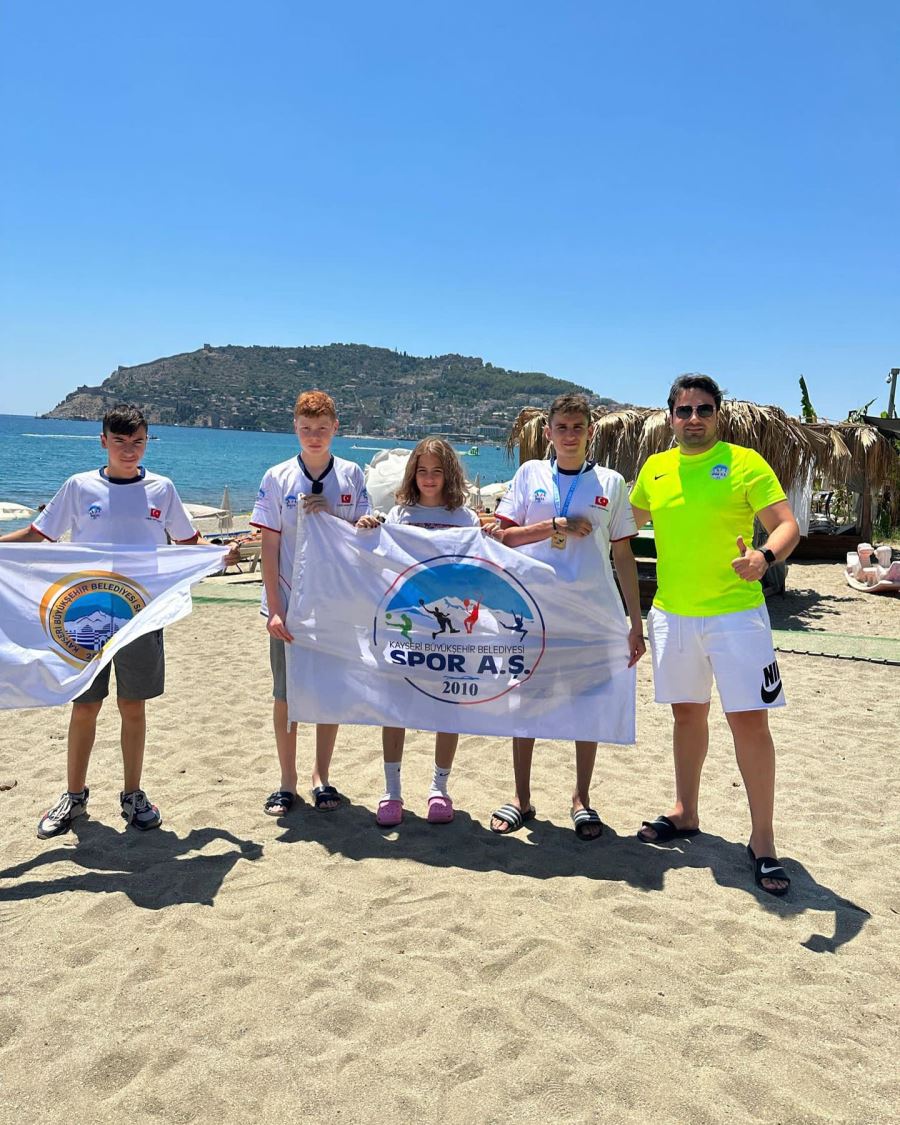 Spor a.ş. yüzmede fark yarattı 