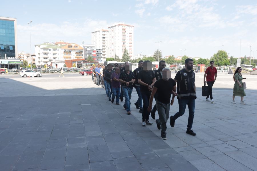 Siyah inci operasyonunda 7 kişi tutuklama talebiyle mahkemeye sevk edildi