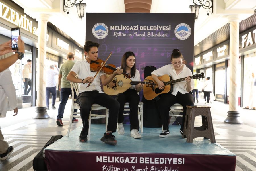 Melikgazi Sokak Konserleri başladı