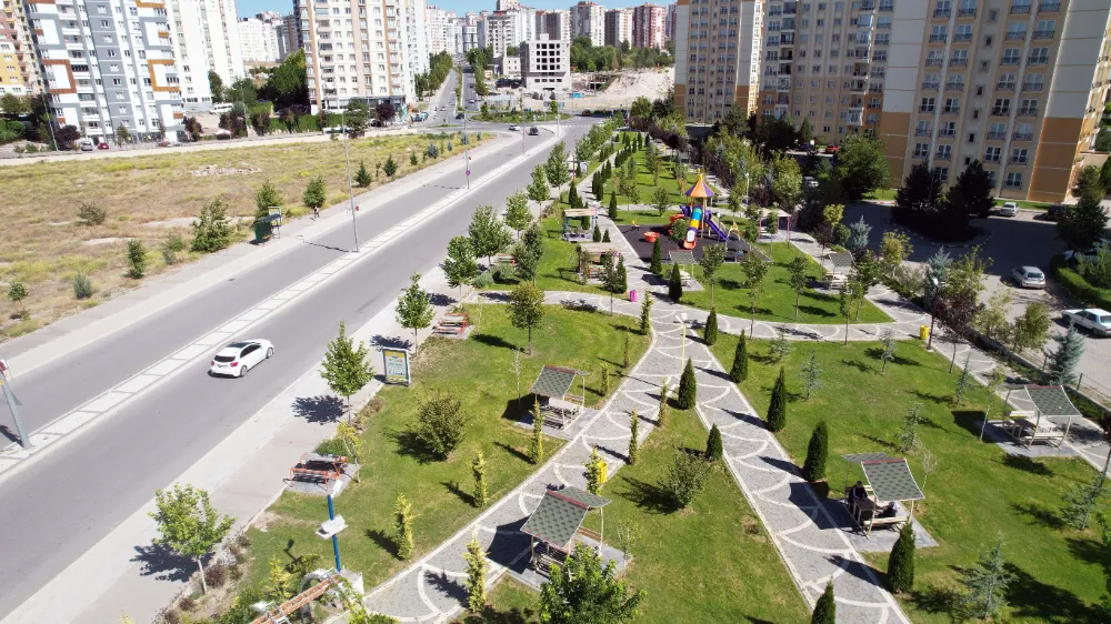 Sonbaharda yeşilin her tonu Talas