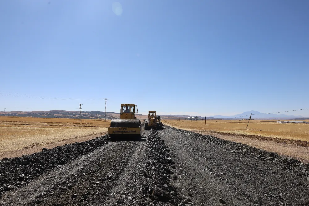 Başkan Büyükkılıç: “Felahiye’ye 73 milyon TL’lik yol yatırımı yapıyoruz”