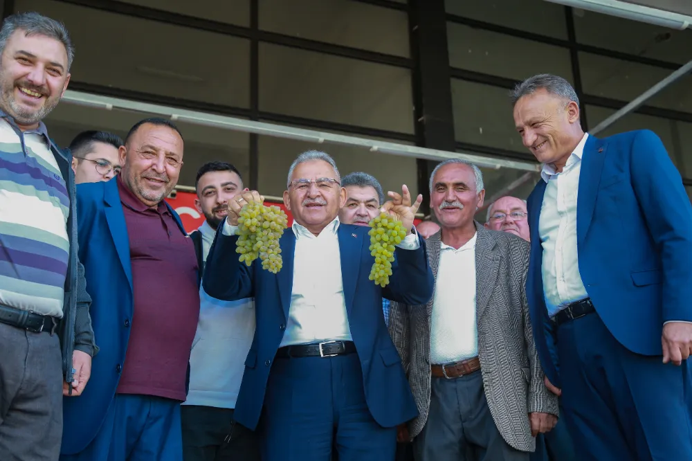 Başkan Büyükkılıç: “Kayseri’mizin esnafı bizim gururumuz olmuştur”