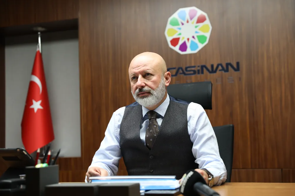 Başkan Çolakbayrakdar: “Farklı hizmetlerle diğer belediyelere örnek oluyoruz”