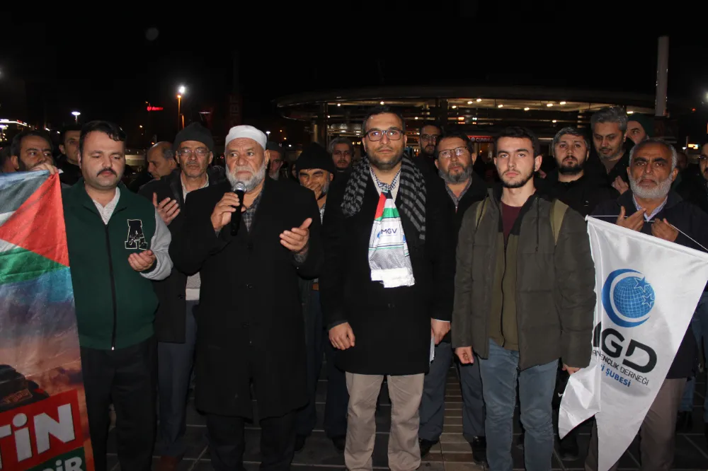 Kayseri’de İsrail tarafından öldürülen binlerce Filistinli için gıyabi cenaze namazı kılındı