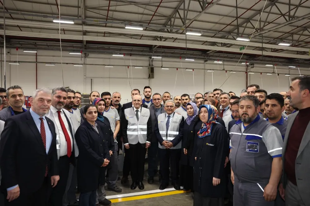 Bakan Şimşek ve Başkan Büyükkılıç iş insanları ile buluştu