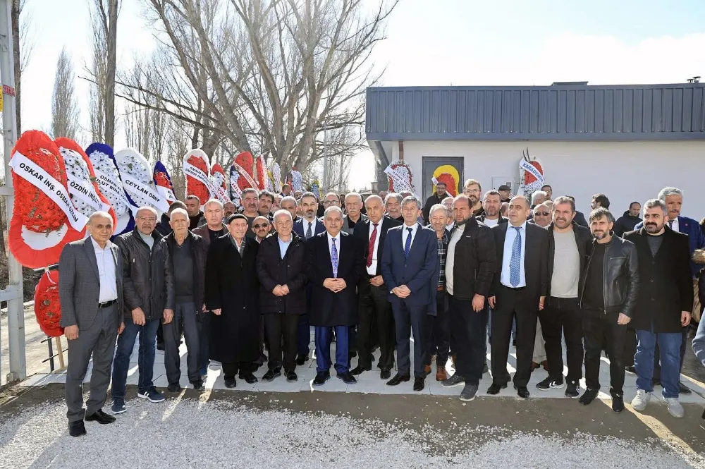 Mahalle muhtarından Mustafa Yalçın’a övgü: “Yalçın başkan kadar kırsala sahip çıkan görmedim”