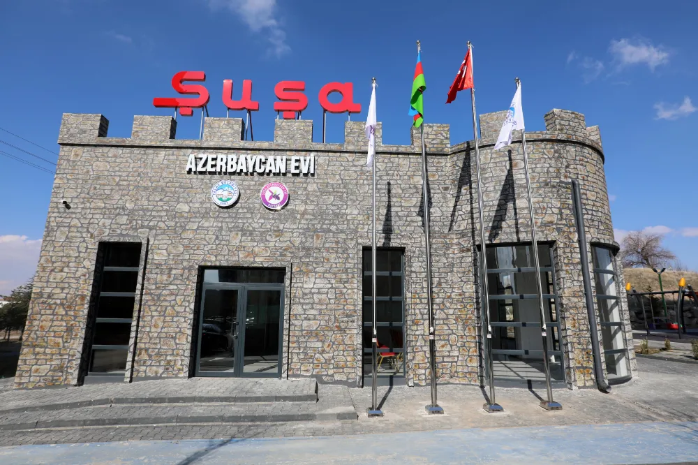 Şuşa azerbaycan Evi