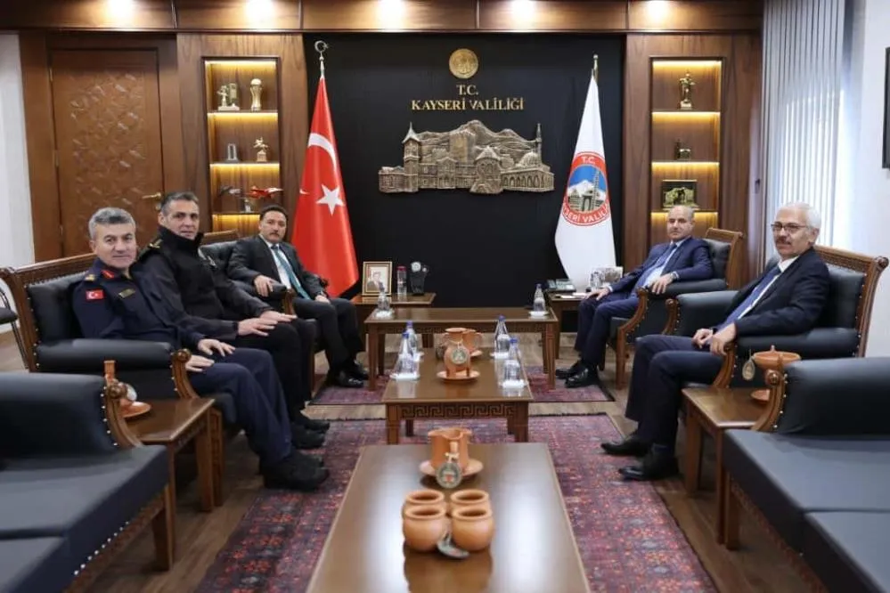  Bakan Yardımcısı Aktaş’tan Kayseri Valiliği’ne ziyaret