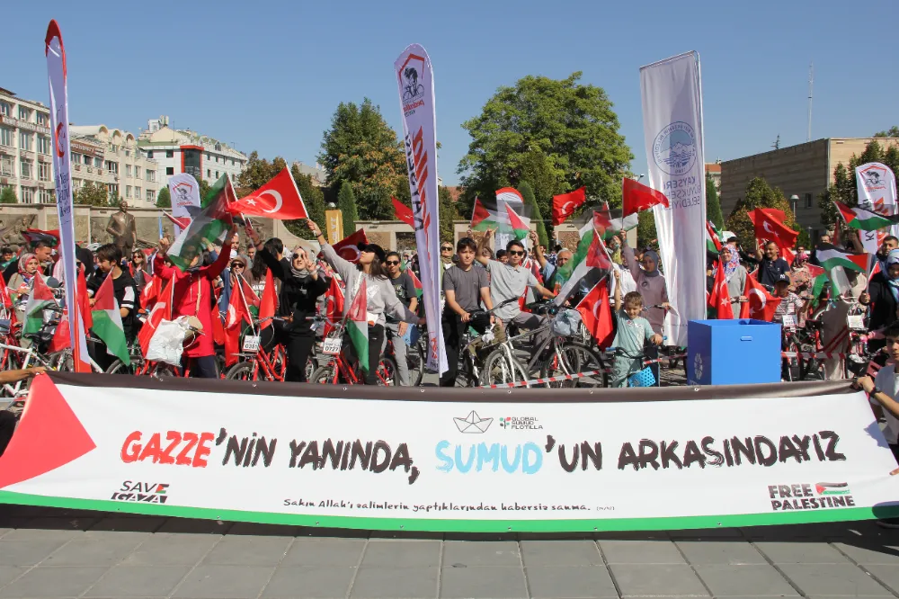 Bisikletliler Küresel Sumud Filosu