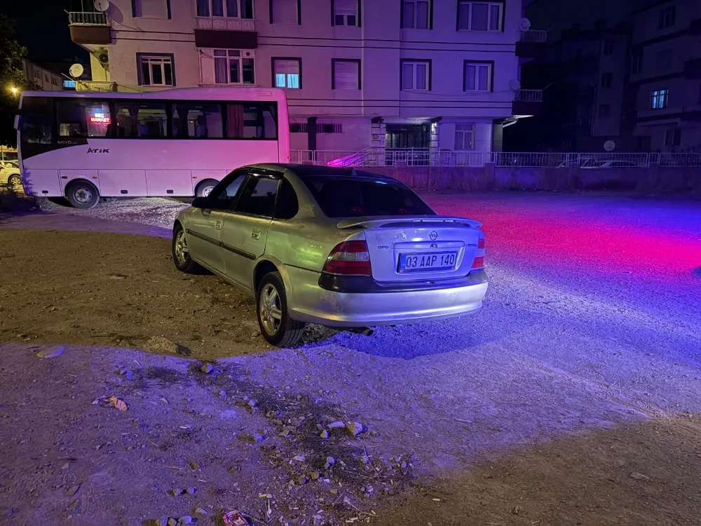  Ehliyetsiz sürücü polisten kaçamadı