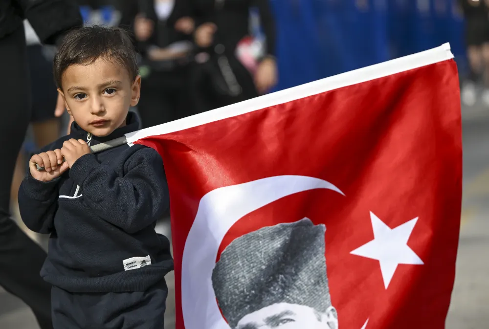 Anıtkabir’e ziyaretçi akını