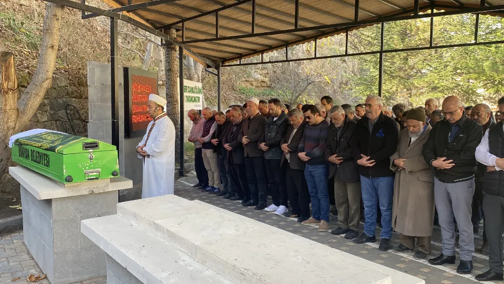 Otomobilin çarpması sonucu ölen çocuğun cenazesi Kayseri