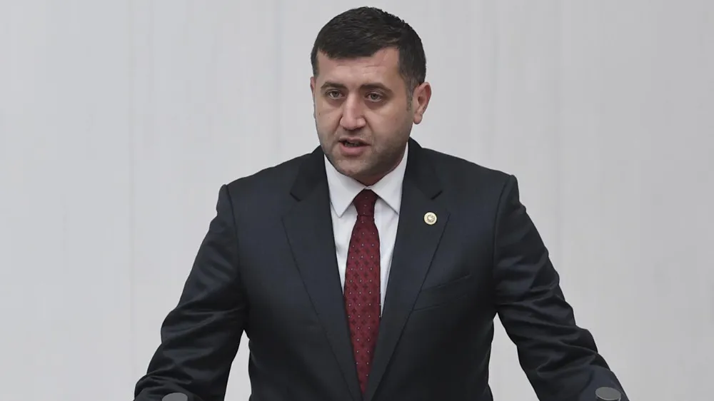 Ersoy’dan kadınlara ve çocuklara yönelik işlenen şiddet hakkında kanun teklifi