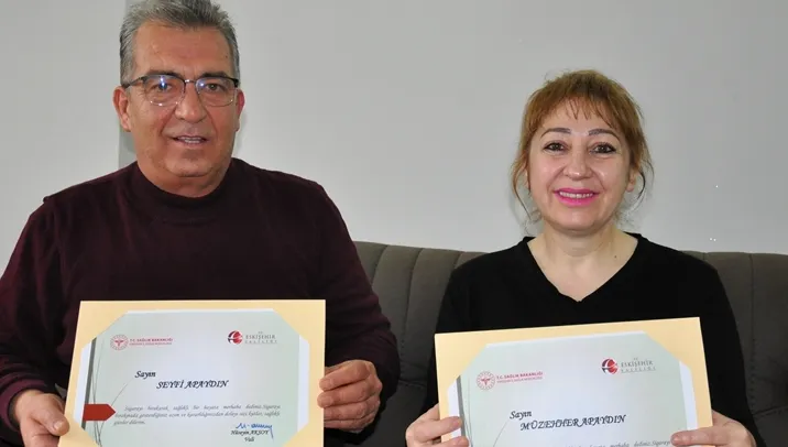 30 yıllık sigara bağımlılığından 20 günde kurtuldular