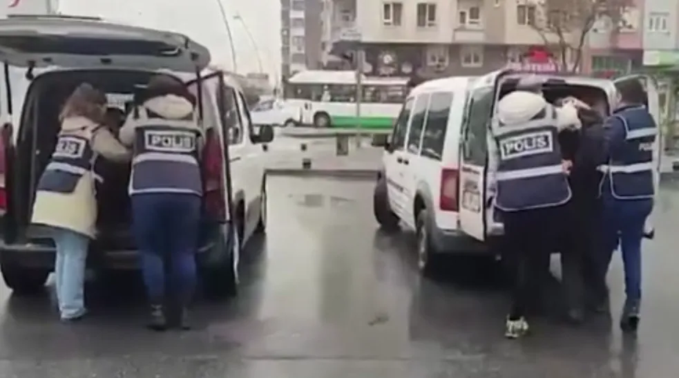 2 firari hükümlü yakalandı