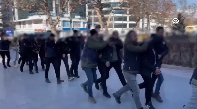 Yatırım danışmanlığı dolandırıcılığına 9 tutuklama