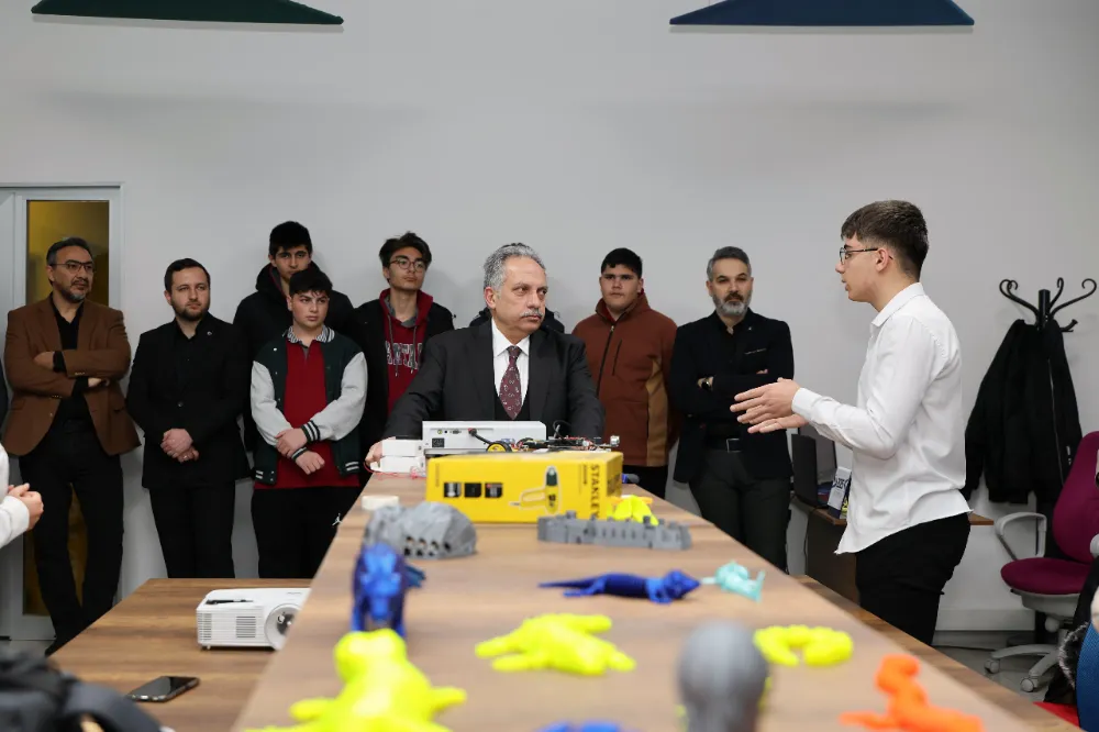 Başkan Yalçın, Espor ve İnovasyon Merkezi