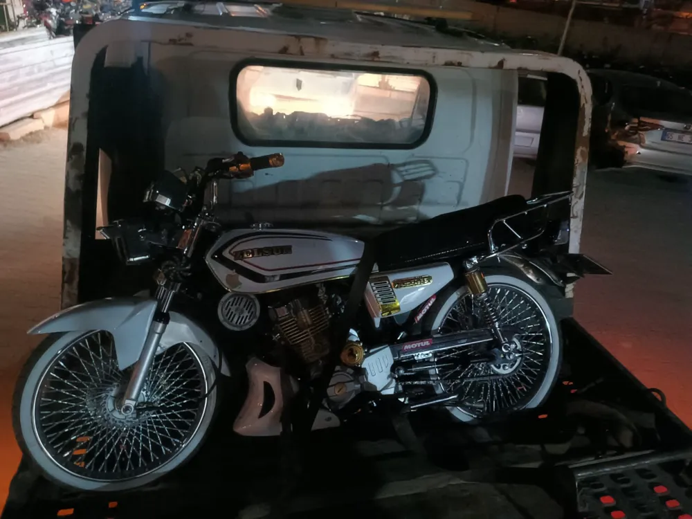 Trafik kurallarını ihlal eden ehliyetsiz 2 sürücüye ceza kesildi