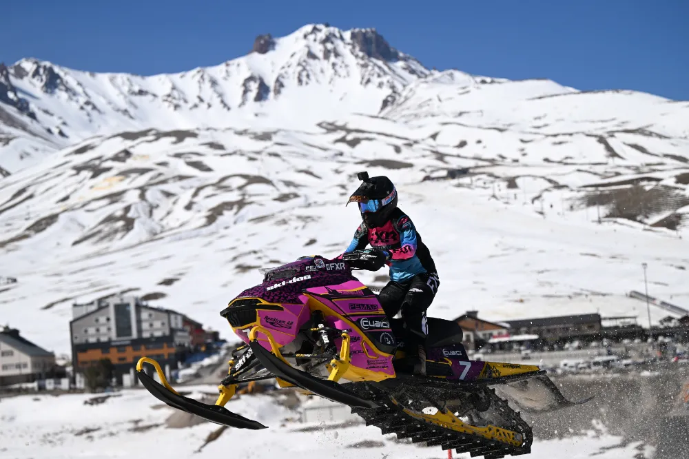 Kar Motosikleti Şampiyonası