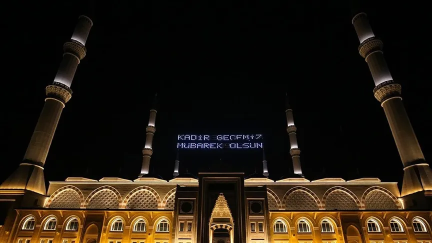 Kadir Gecesi yarın idrak edilecek