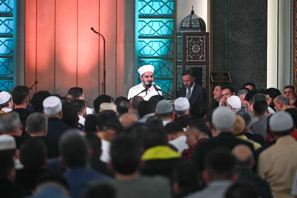 Bayram namazı saatleri belli oldu