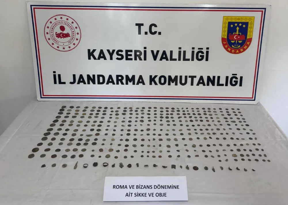 Tarihi eser niteliğinde 392 sikke ve obje ele geçirildi!