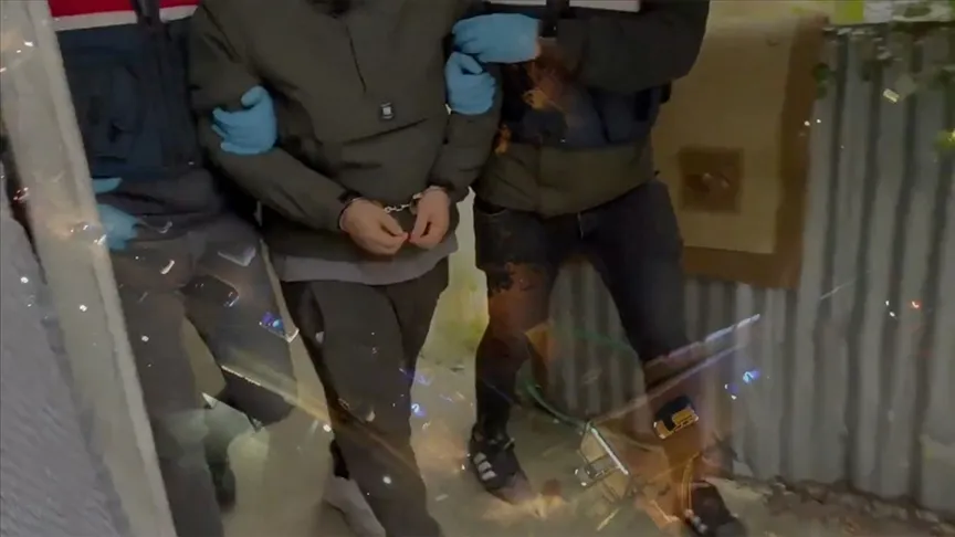 Dolandırıcılara yönelik operasyonlarda 41 şüpheli yakalandı