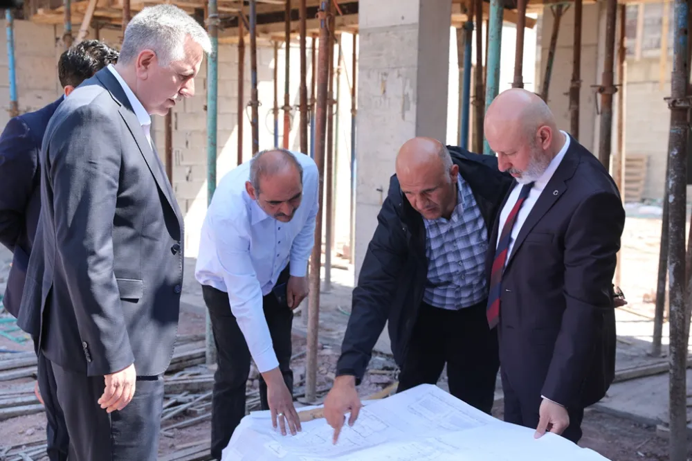 Başkan Çolakbayrakdar, Hayvan Bakımevi inşaatını inceledi