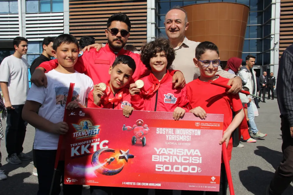 KKTC’de şampiyon olan öğrenciler Kayseri’de şehir turu attı