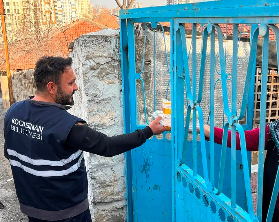 Yaşlı ve engellilere sıcak yemek hizmeti