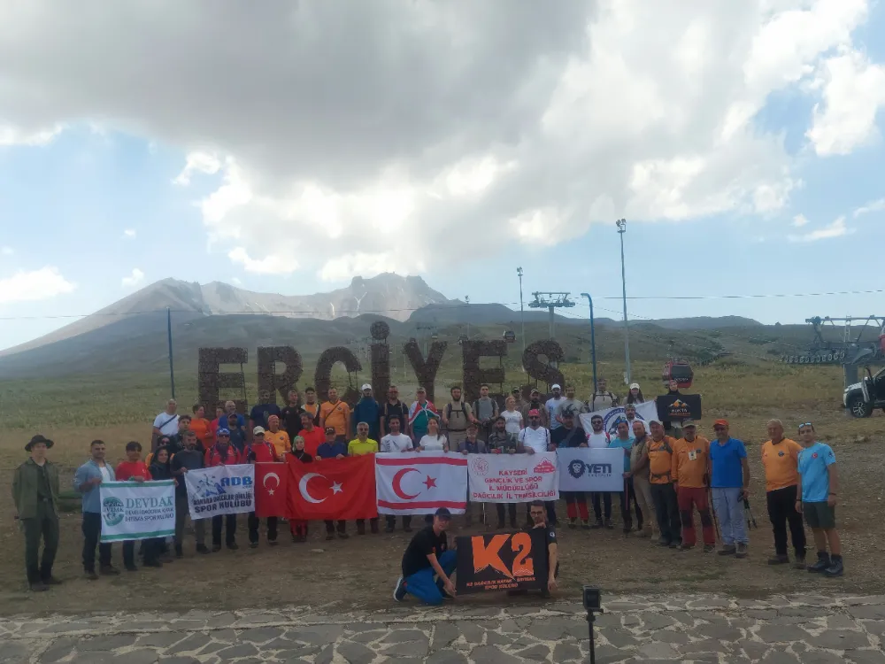 Dağcılar Kıbrıs şehitlerini unutmadı