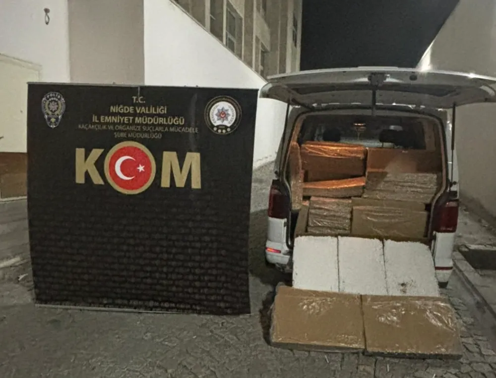 Kaçakçılık operasyonlarında 8 zanlı yakalandı