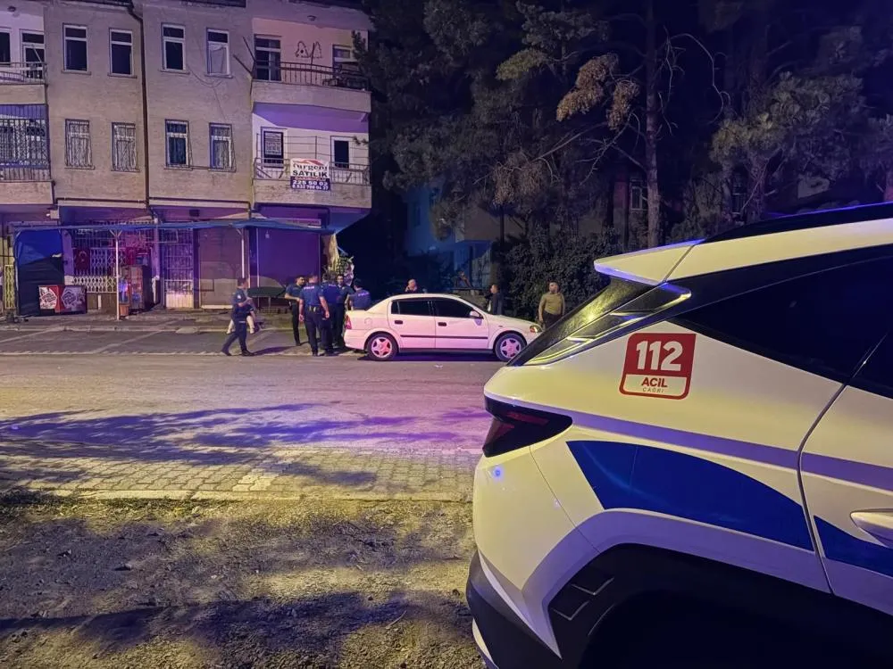 Eşi tarafından terk edilen genç yaşamına son verdi