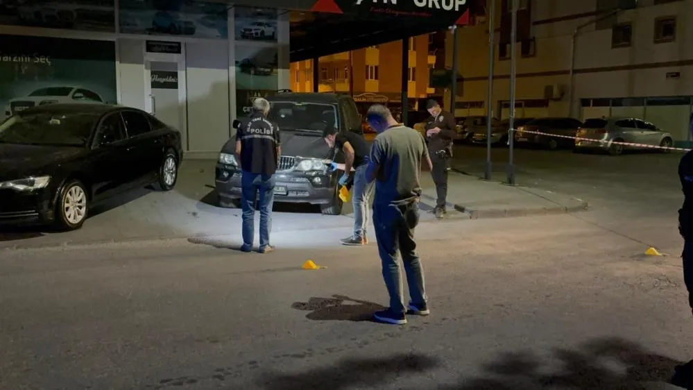  Husumetlileri, önce evini ve arabasını daha sonra dükkanını kurşunladı