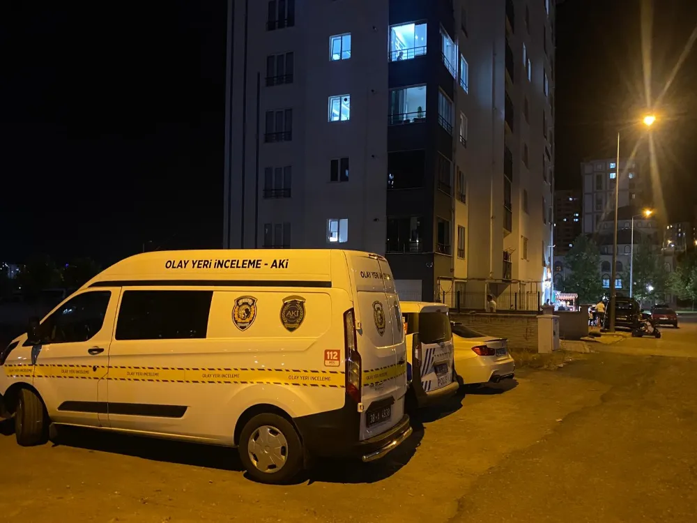 Eşya kavgası kanlı bitti!