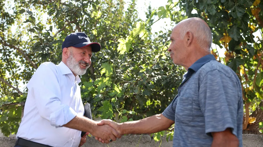 Başkan Çolakbayrakdar, yol yapım çalışmalarını inceledi