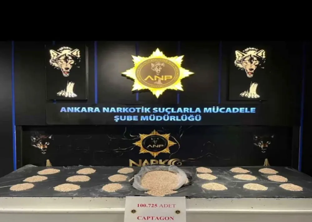 Otomobilde 100 bin 725 uyuşturucu hap ele geçirildi