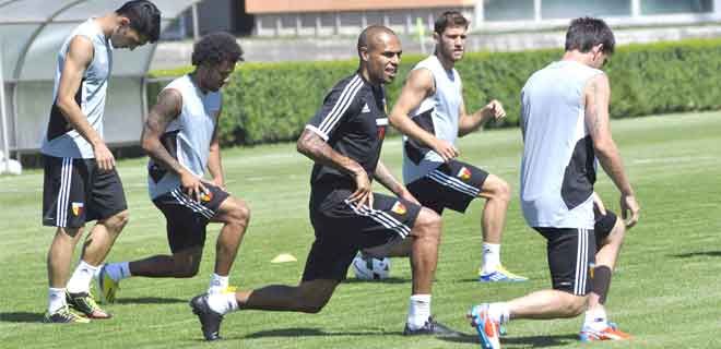 PROSİNECKİ, ÇİFT YÖNLÜ BİR FUTBOLCU İSTİYOR!