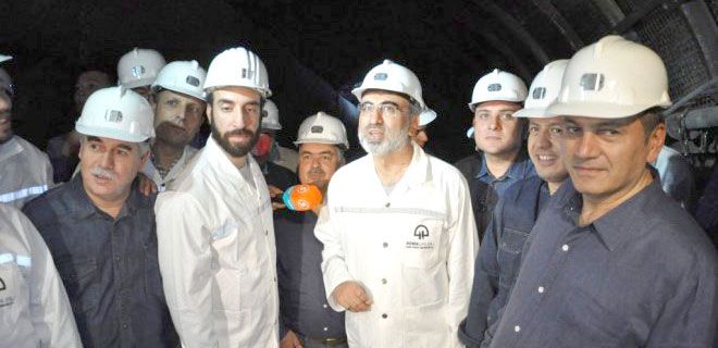 ENERJİ  BAKANI  YILDIZ  İLK İFTARINI  MADENCİLERLE AÇTI