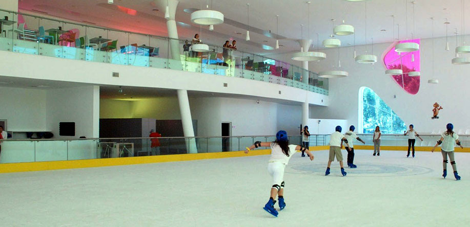 ADI BUZ PİSTİ AMA... KENDİ GÜL GİBİ.