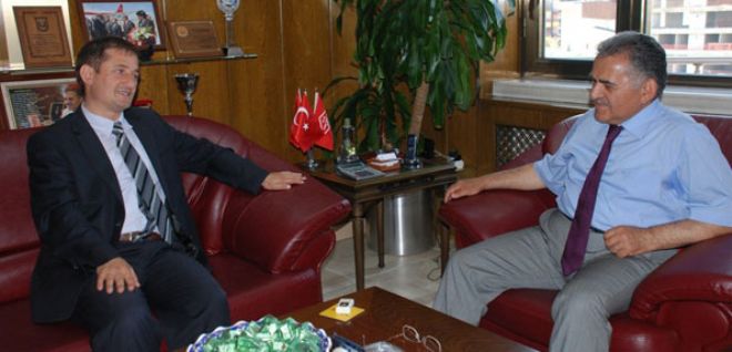 ÇEVRE VE ŞEHİRCİLİK İL MÜDÜRÜ HASAN BEBEK, MELİKGAZİ`Yİ ZİYARET ETTİ