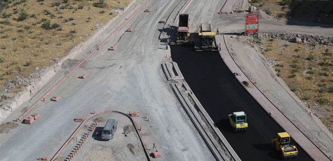 ANAYURT`TA MODERN YOLLAR