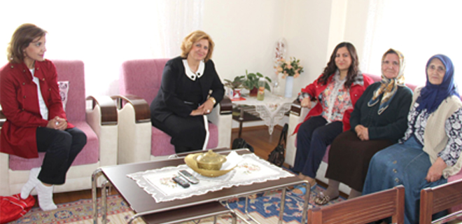 ŞEHİT AİLELERİ YALNIZ BIRAKILMIYOR