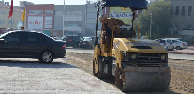 DOĞU SANAYİ`Nİ ASFALTLADI