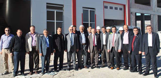 MİLLETVEKİLLERİ MOBİLYACILAR SİTESİNDE