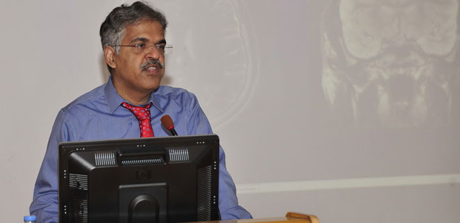 PROF. DR. SHROFF, ERÜ`DE KONFERANS VERDİ