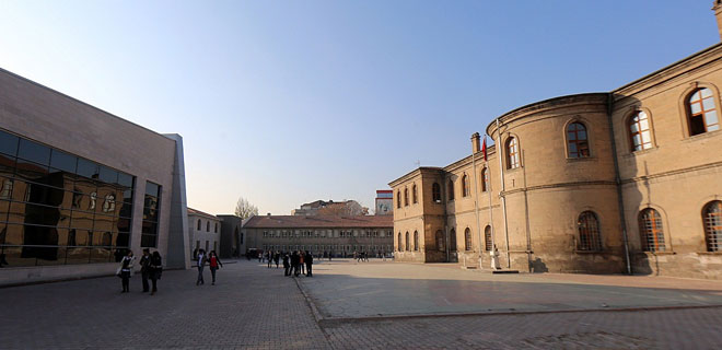 TAŞ MEKTEP MÜZEYE, YENİ BİNA LİSEYE